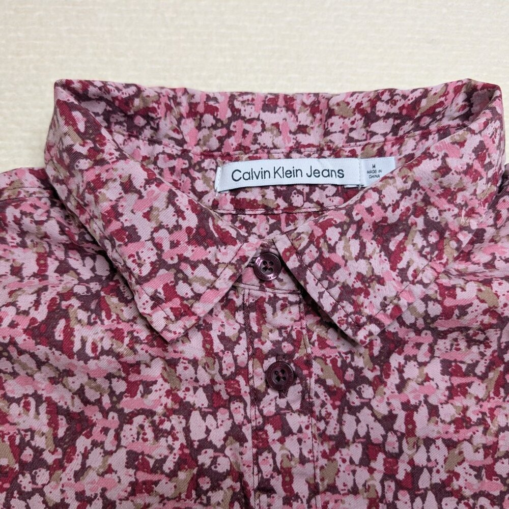 Calvin Klein Jeans long sleeve, pink, white, green button down shirt - size M - Picture 6 of 8